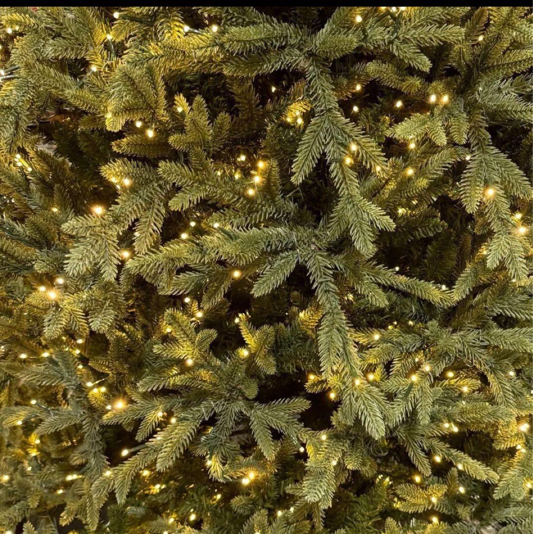 ビッグ　クリスマスツリー　LED ネオン付き　送料別　新品　未開封　巨大　ツリー