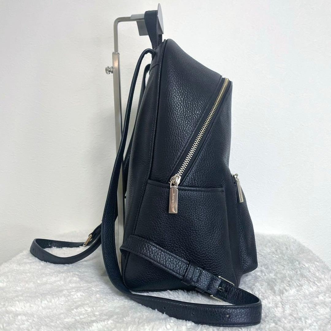 kate spade ケイトスペード レザー リュック ブラック ロゴ金具