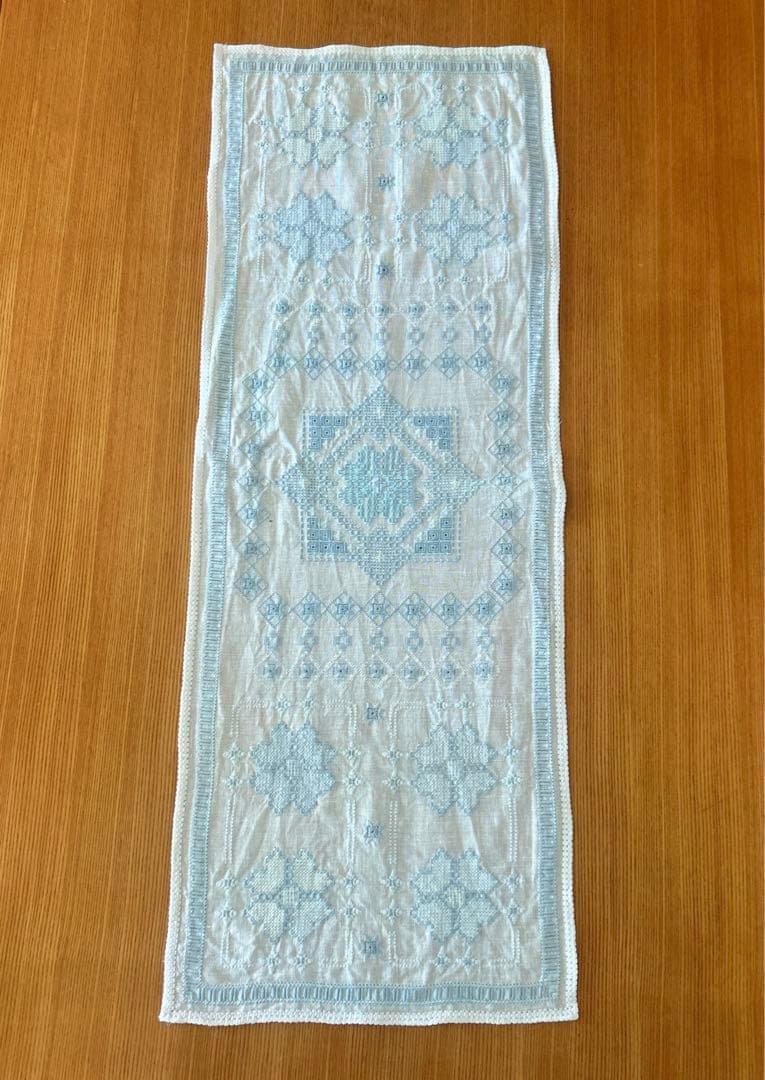 戸塚刺繍　テーブルセンター　テーブルクロス