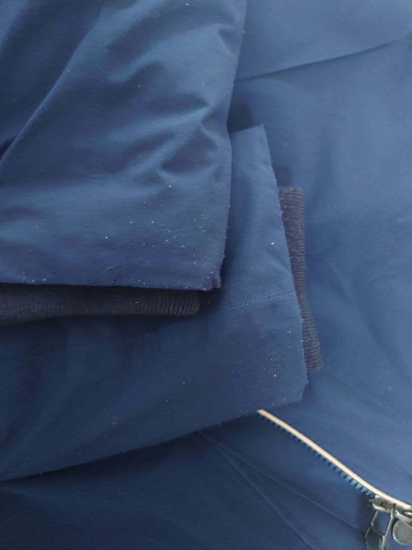 AIGLE　シームレスダウンジャケット