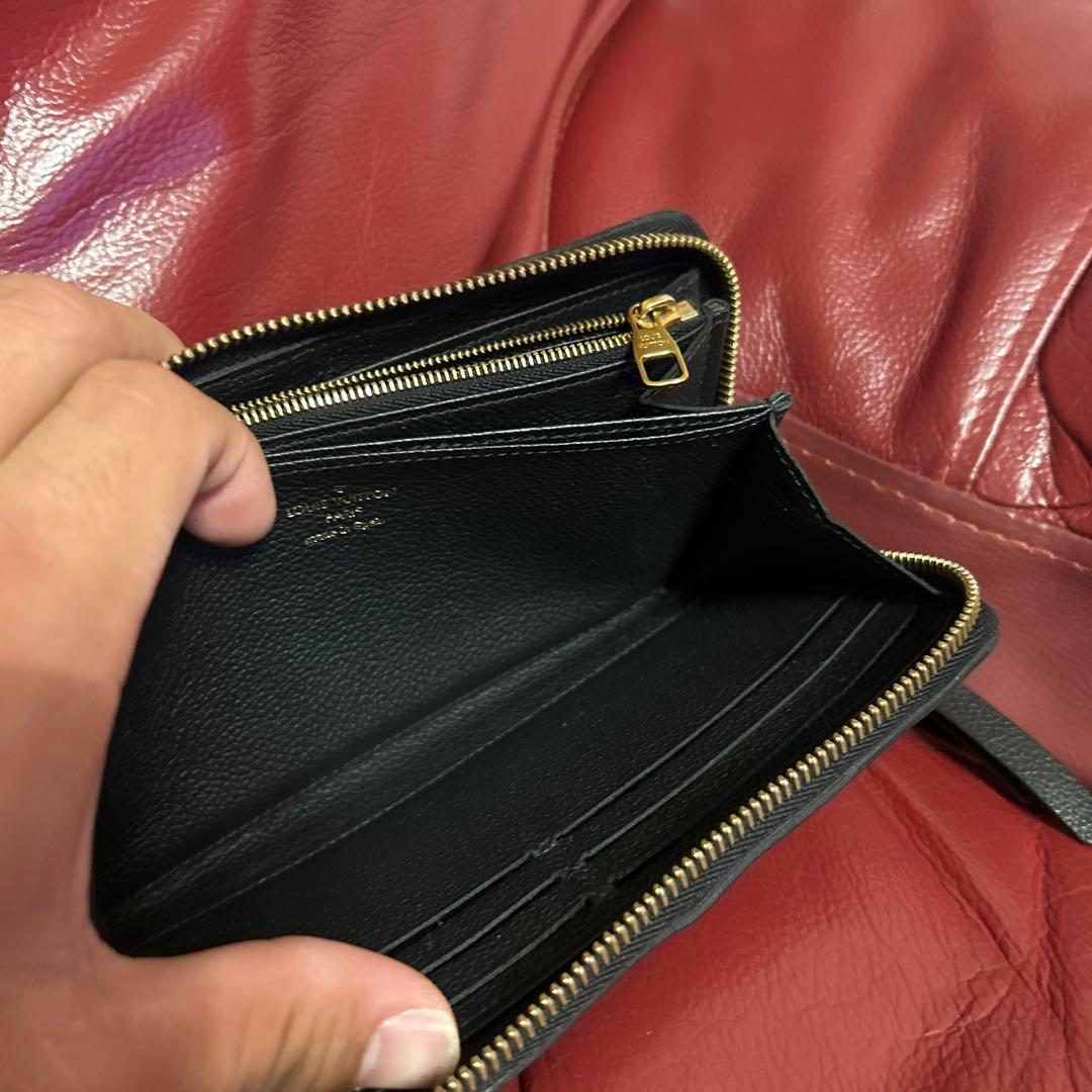 ルイヴィトン アンプラント ジッピーウォレット