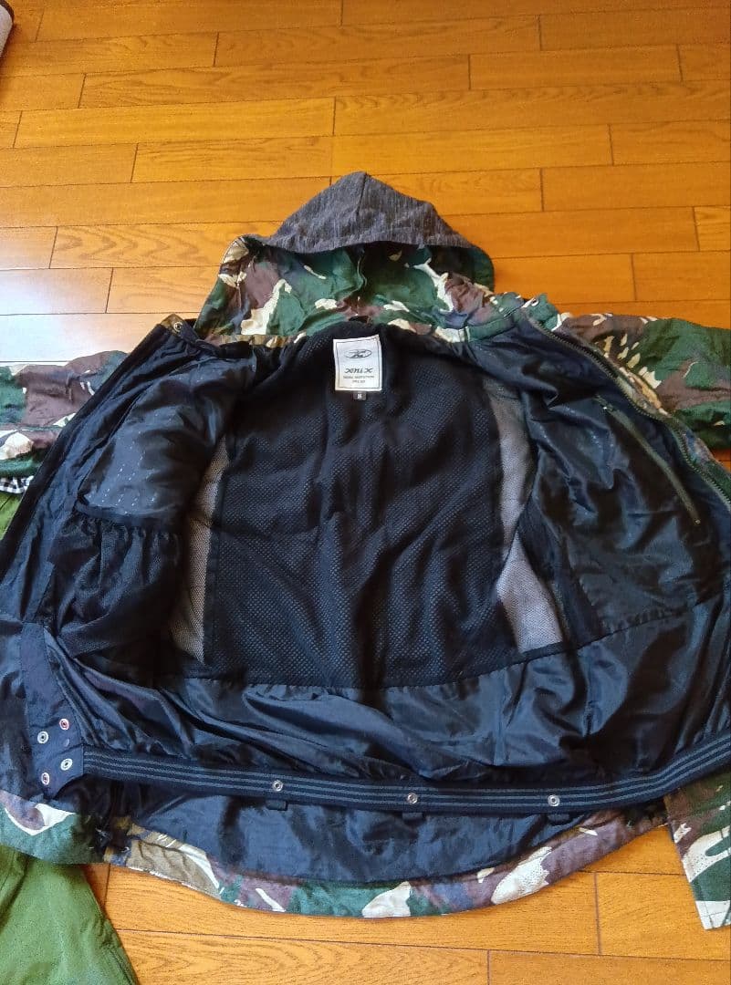 【良品】XNIX スノーボードウェア 上下セット 迷彩 カモフラージュ