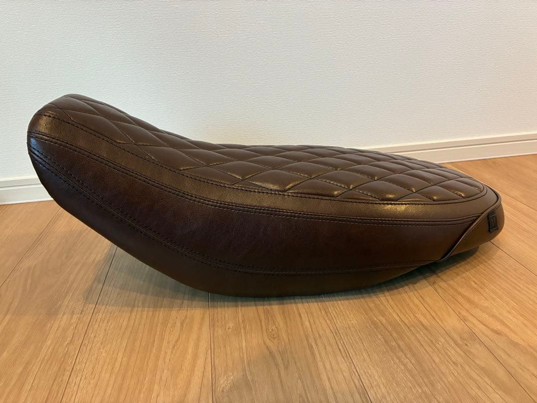 Ducati スクランブラー シート