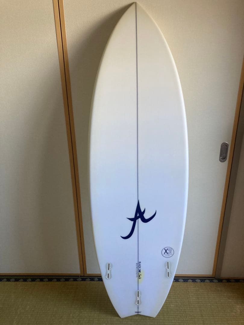 新品未使用アロハサーフボードEPS5'6
