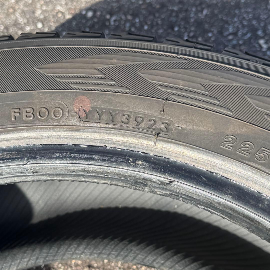 morira iceGUARD G075 225/55R18 2本