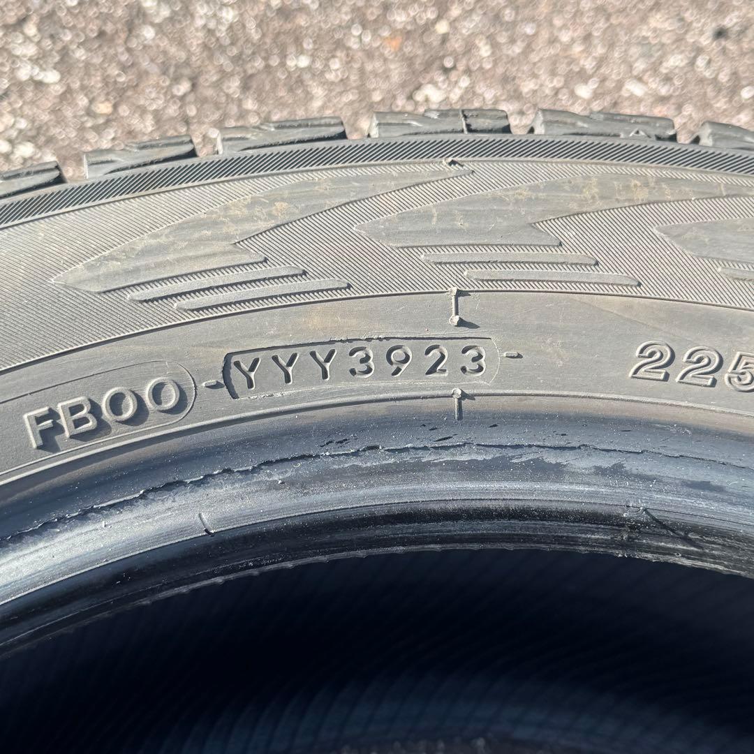 morira iceGUARD G075 225/55R18 2本