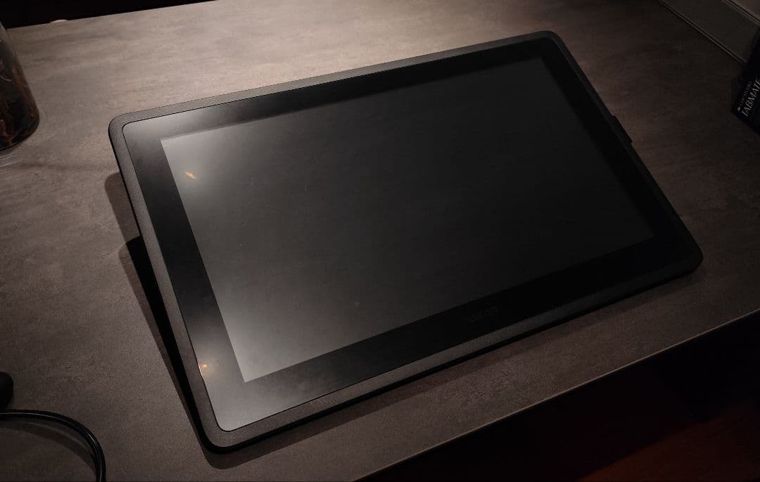 Wacom Cintiq22 DTK2260K0D TABMATE付き