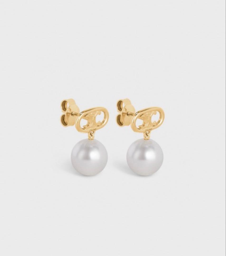 セリーヌ　トリオンフパールピアス