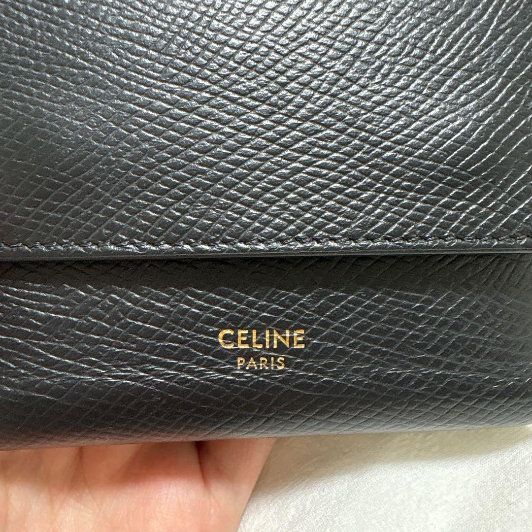 【はぐ】セリーヌ三つ折り財布 ブラック スモール トリフォールドウォレット