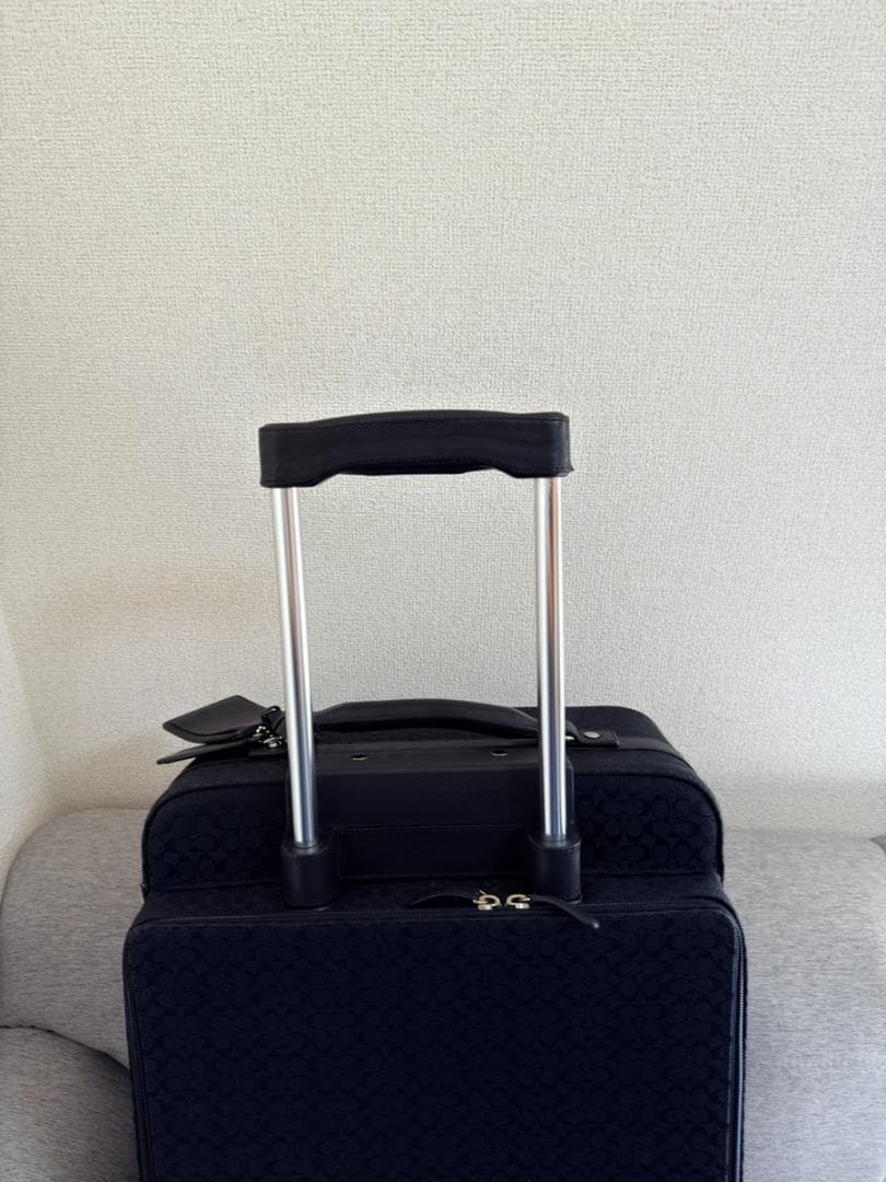 【美品】COACH ミニシグネチャー キャリーバッグ スーツケース　ブラック