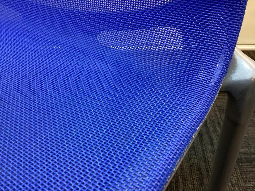 定価約１８万　２脚セット　カッシーナixc　アリアス　ハイフレーム　Alias