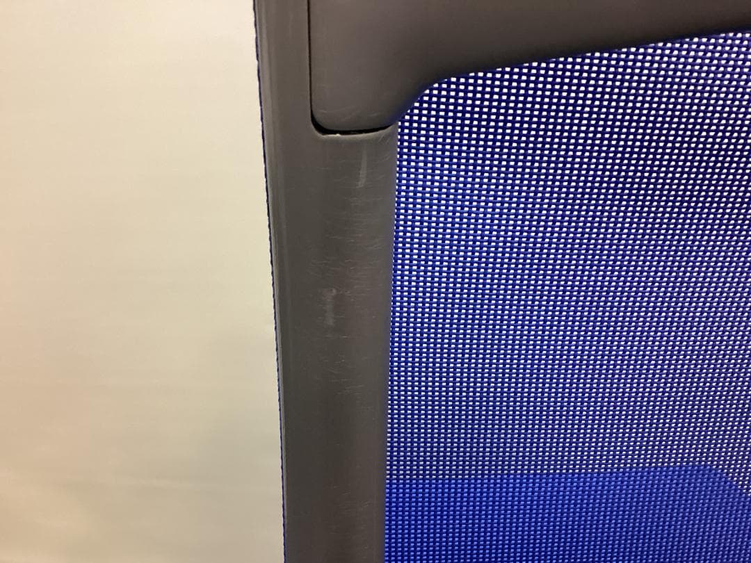 定価約１８万　２脚セット　カッシーナixc　アリアス　ハイフレーム　Alias