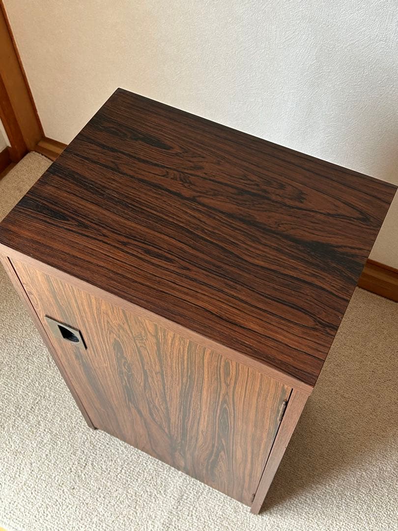 昭和レトロ 飾り棚　キャビネット ヴィンテージ　ミッドセンチュリー　収納　当時物