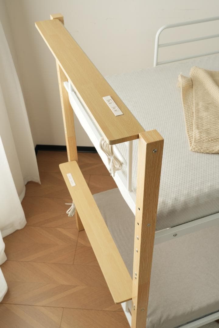 赤字価格！高さ150cmロフト二段ベッド　分割可能・コンセント付　NATURAL