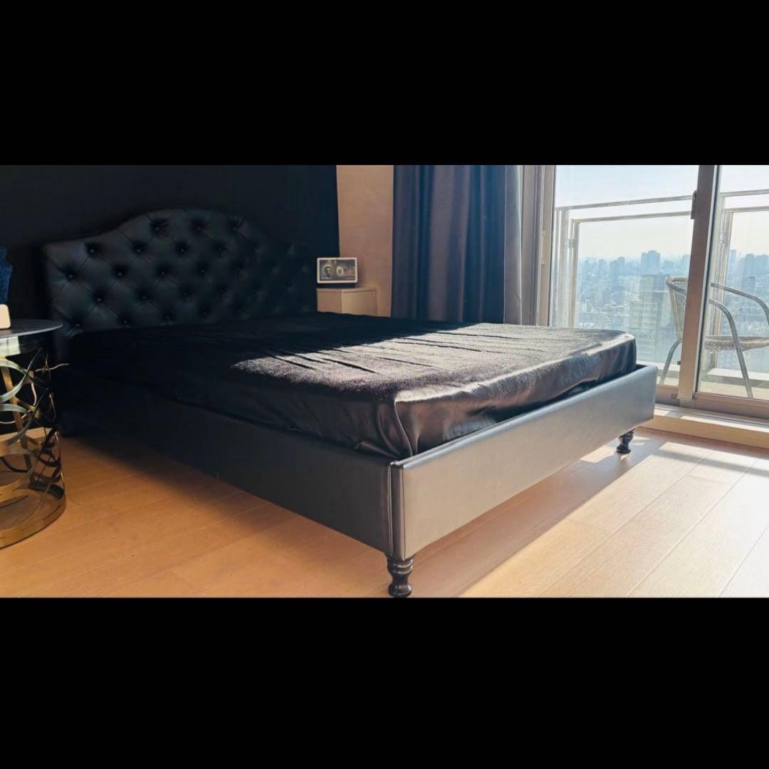 レザー　ダブルベッド　フレーム＆マットレス