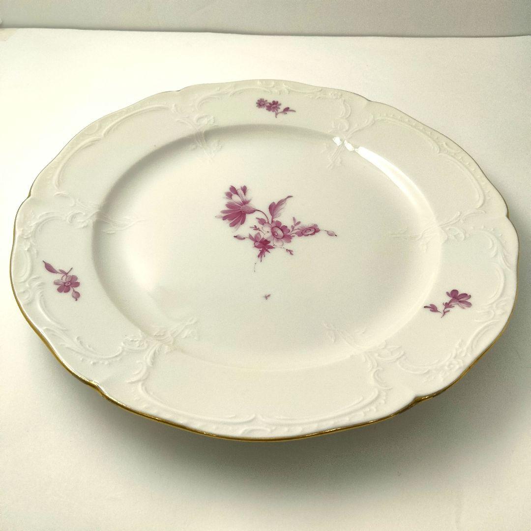 R132 KPM ベルリン王立磁器製陶所 手描花文レリーフ入り トリオ