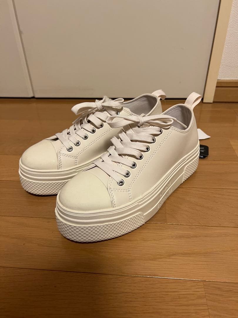 未使用 アルマーニ ARMANI EXCHANGE 厚底スニーカー レザー 37