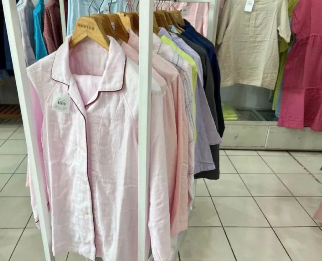 C239【理由あり価格】M〜Lサイズ／マシュマロ生地／パジャマ