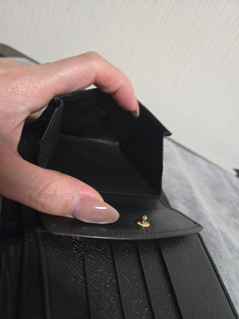 LOUIS VUITTON ルイヴィトン エピ 2つ折り財布