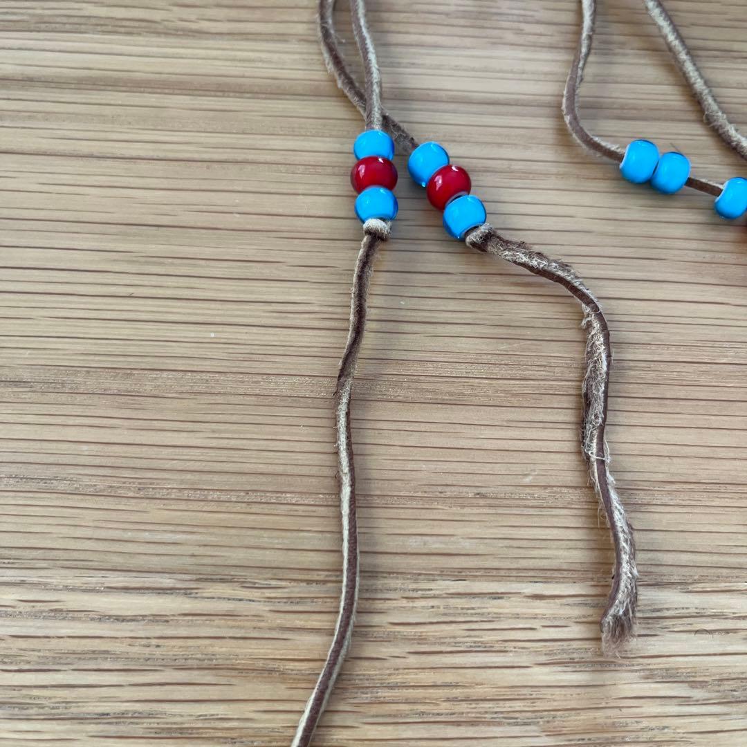 ラッキージョン　ビーズネックレス　ベアークロー