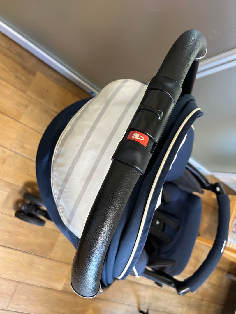 アップリカ　Aprica　ベビーカー　ラクーナ　AD ネイビー　2021年製