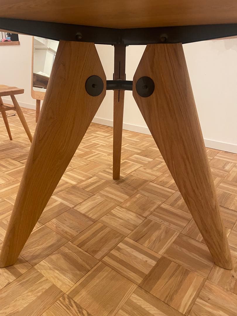 vitra ゲリドン ナチュラル オーク オイル仕上げ 90×74mm