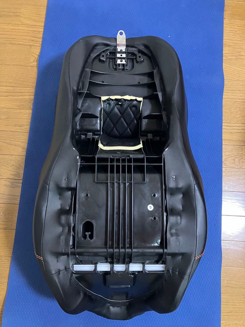 ハーレー　ツーリング　シート　C.C.RIDER HUILI-JP