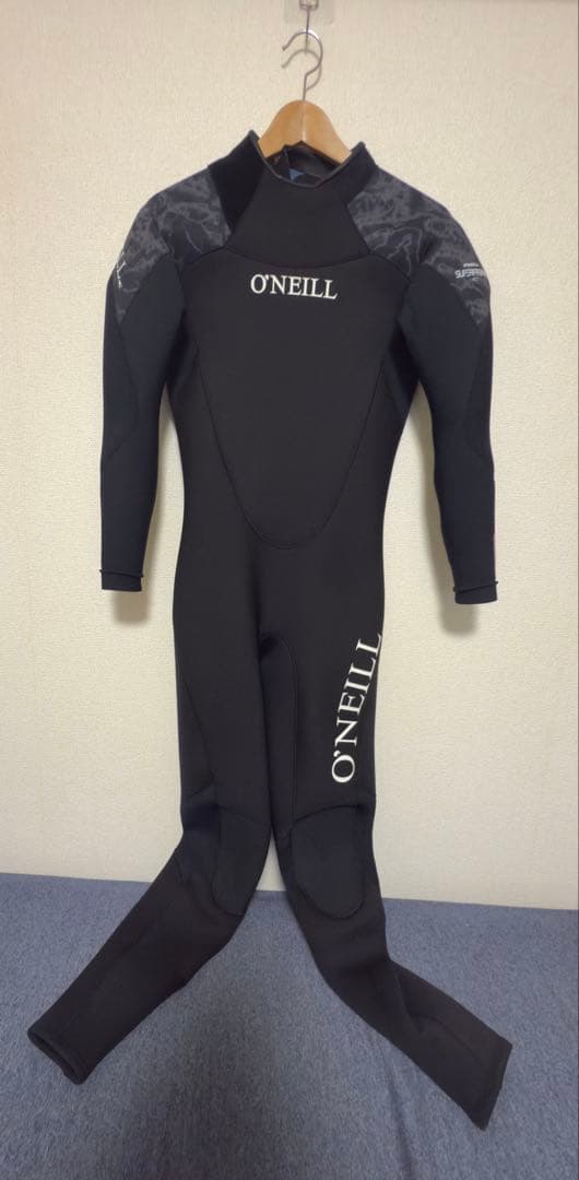 ⭐︎新品未使用⭐︎O'NEILL オニール スーパーフリーク フルスーツ ブラック