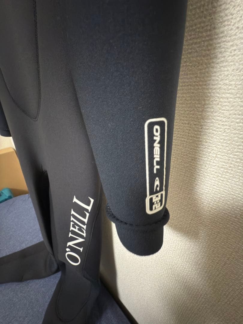⭐︎新品未使用⭐︎O'NEILL オニール スーパーフリーク フルスーツ ブラック