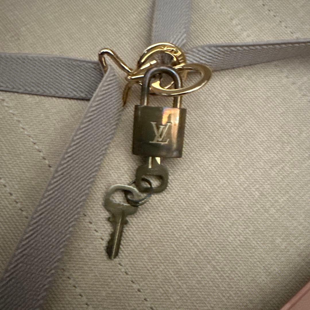 早い者勝ちです ルイヴィトン キャリーバッグ