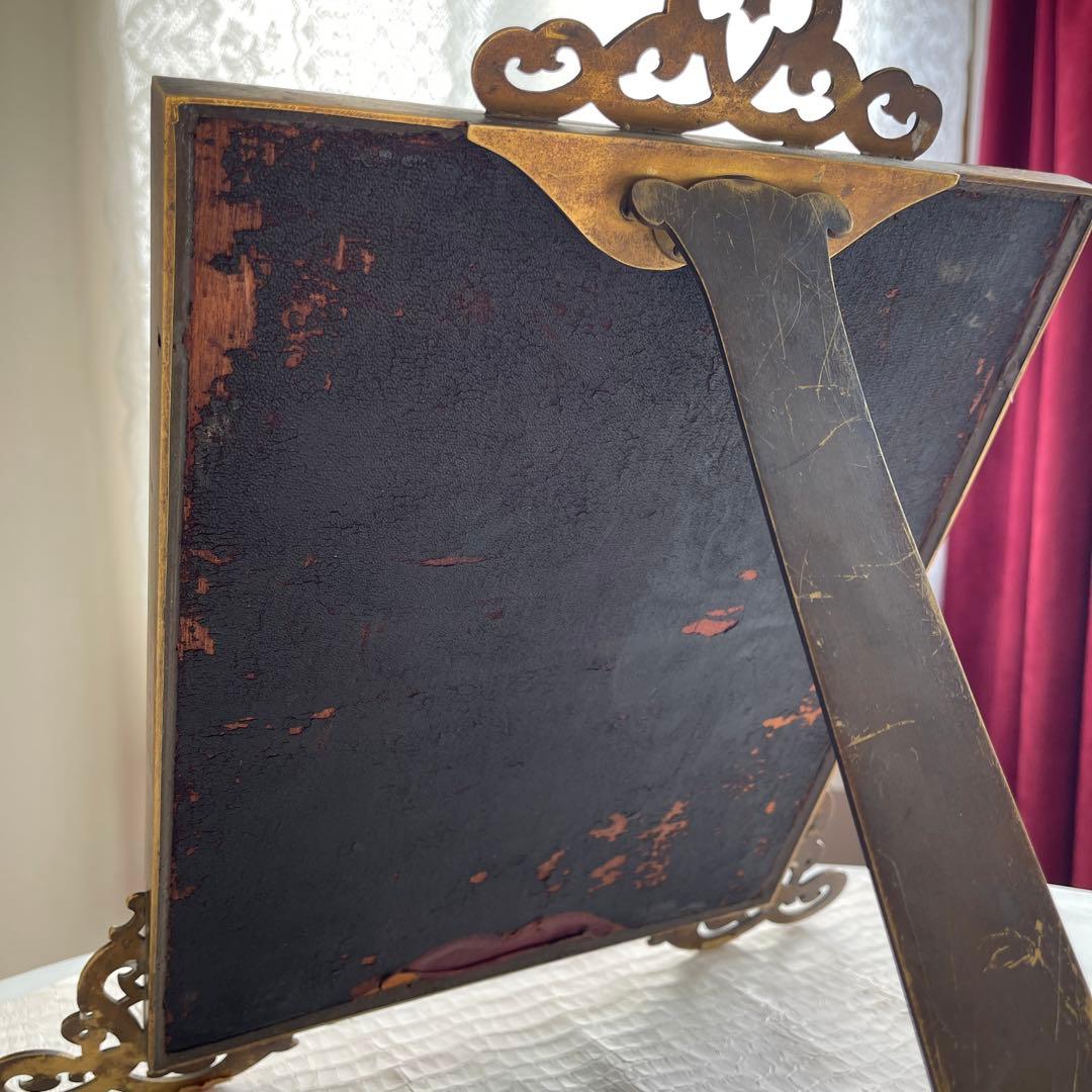 【アンティーク】装飾的なゴールドフレームの鏡