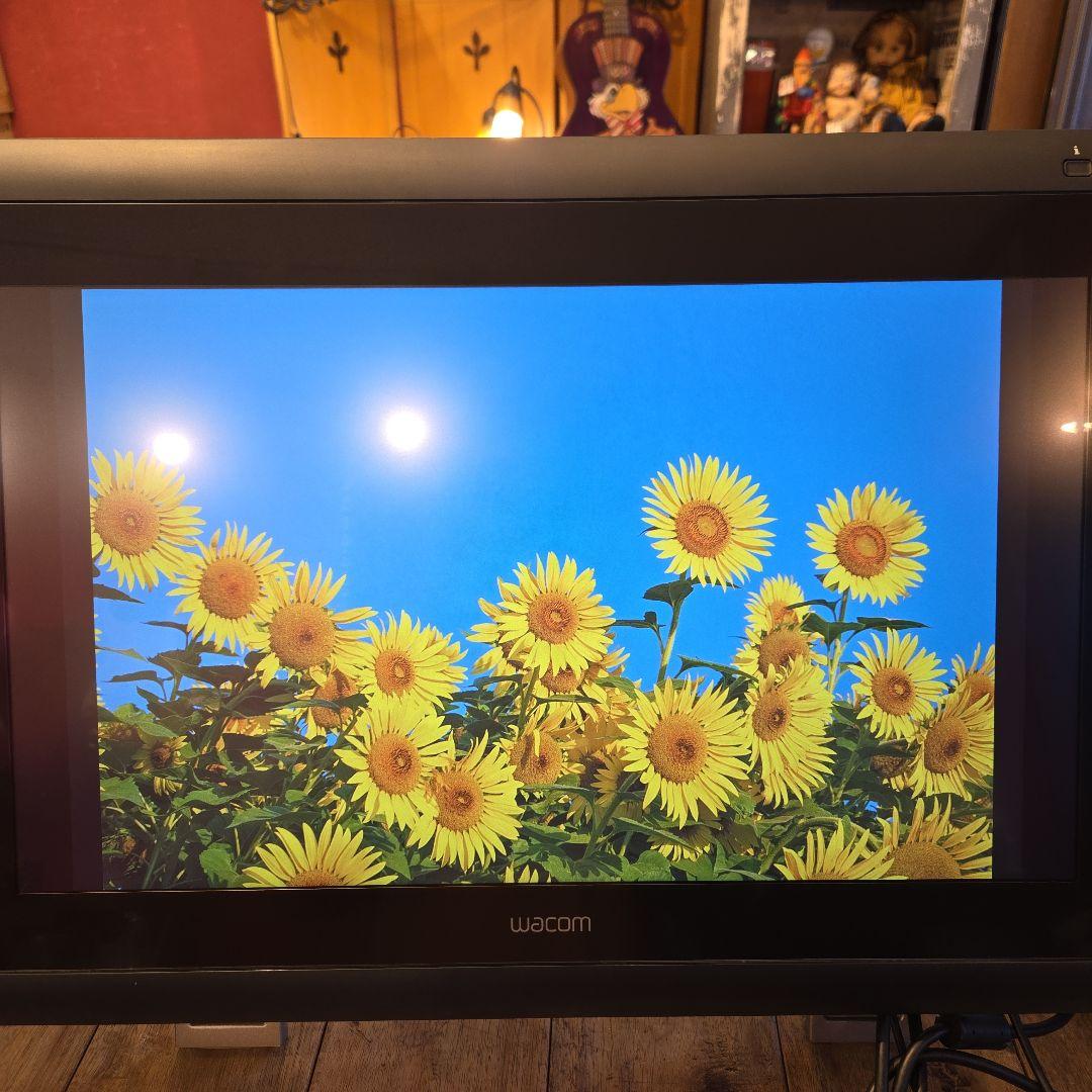 【C】Wacom 液晶タブレット Cintiq 22HD DTK-2200