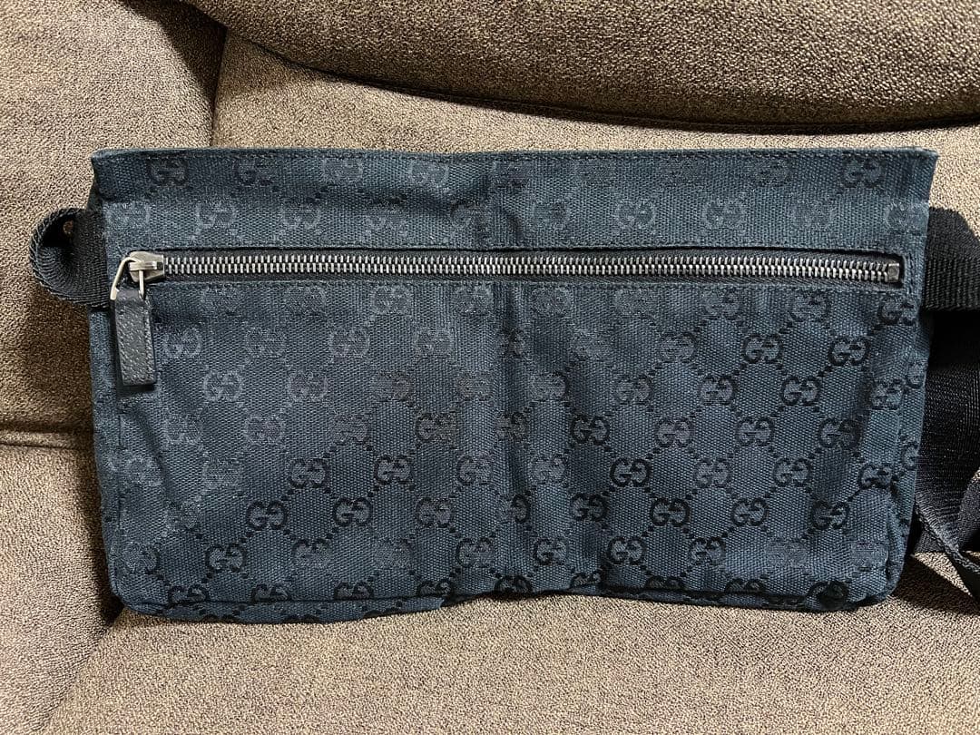 GUCCI ボディバッグ ブラック キャンバス