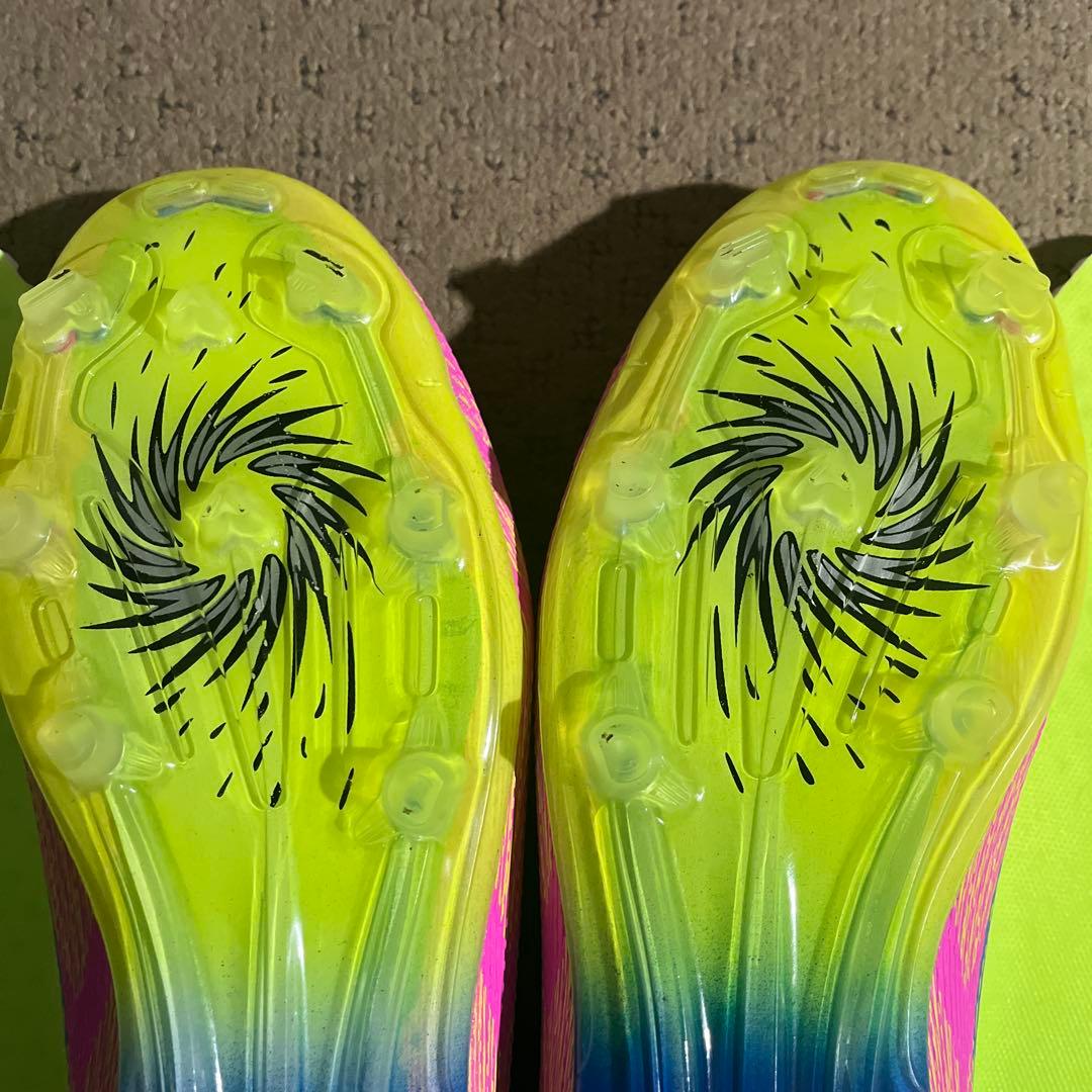 F50 サッカーシューズ 青/ピンク/黄緑