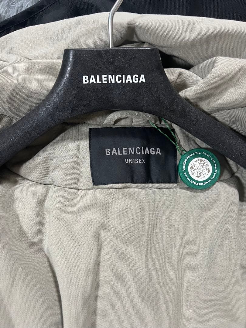 Balenciaga All in Paris ボンバージャケット