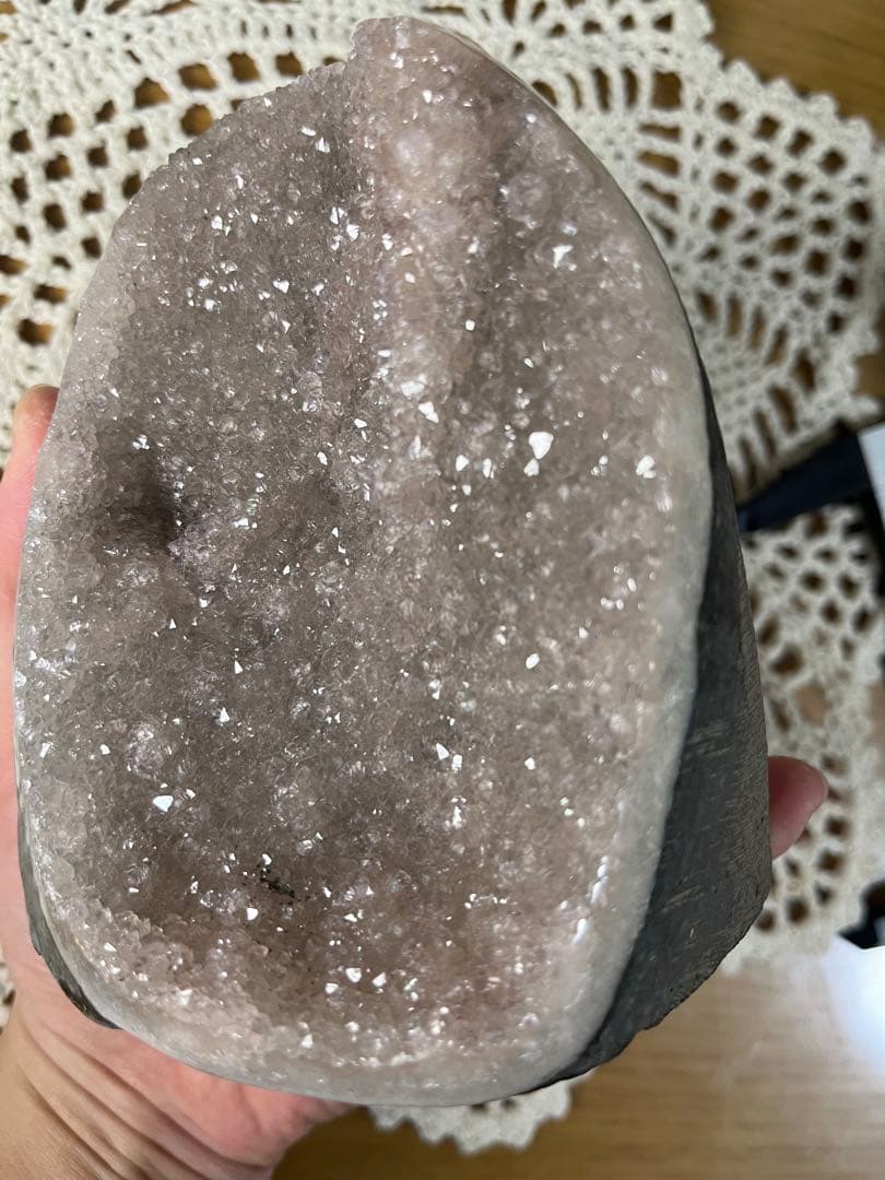 【天然石】④ピンクアメジストドーム 紫水晶　ジオード　原石　置物 木製台座付き