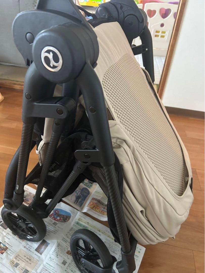 Cybex メリオカーボン　2024年式　ベージュ