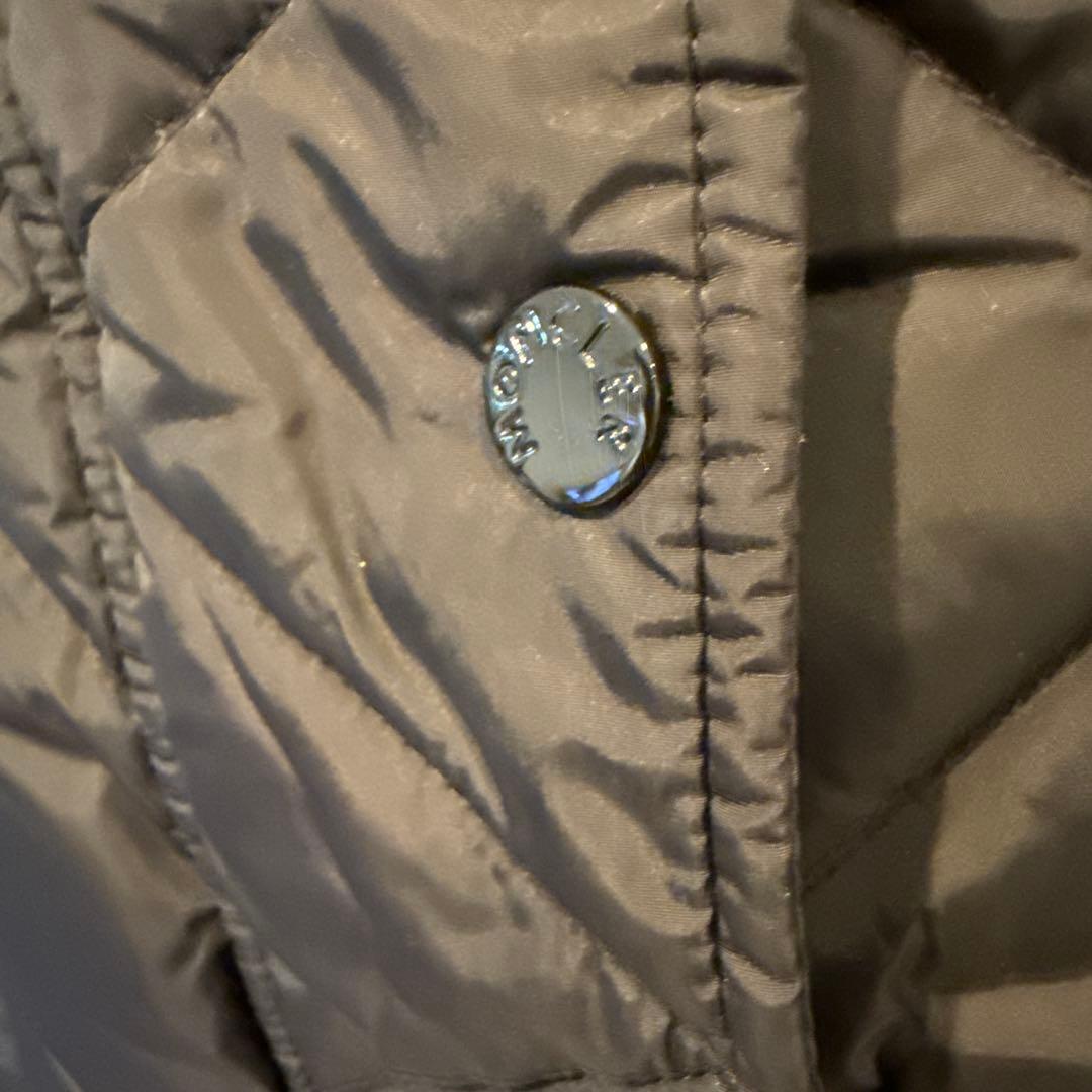 MONCLERブラックダウンジャケット