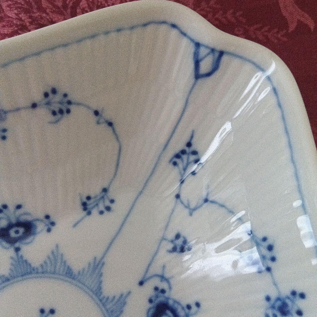 ロイヤルコペンハーゲン 　 ブルーフルーテッド菓子器 共箱付き　未使用