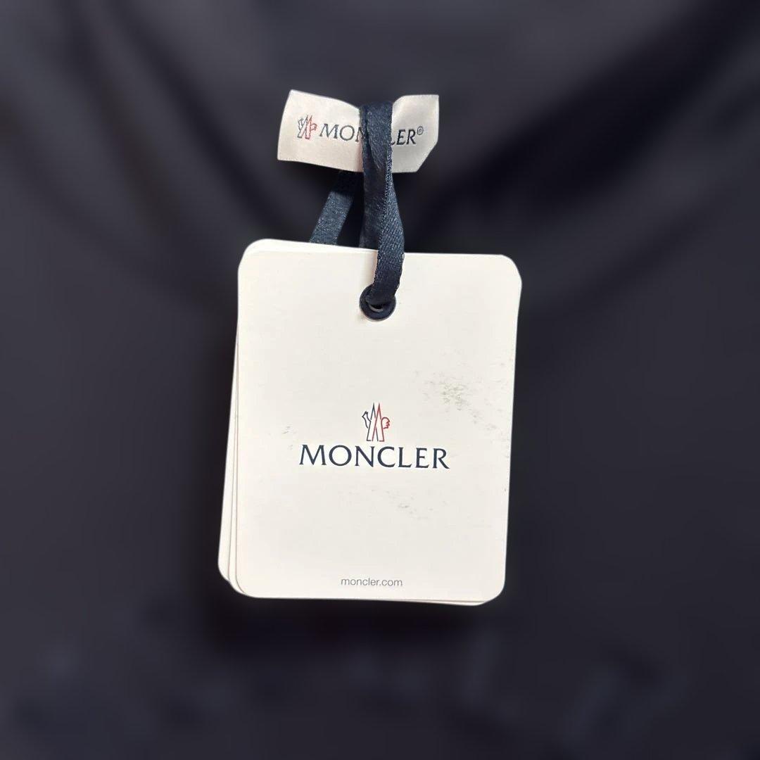 お値下げ✨大人もOK⭐️MONCLER ブラック ノースリーブワンピース・14A