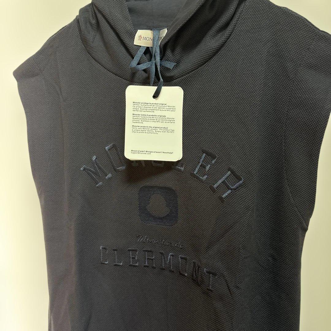 お値下げ✨大人もOK⭐️MONCLER ブラック ノースリーブワンピース・14A