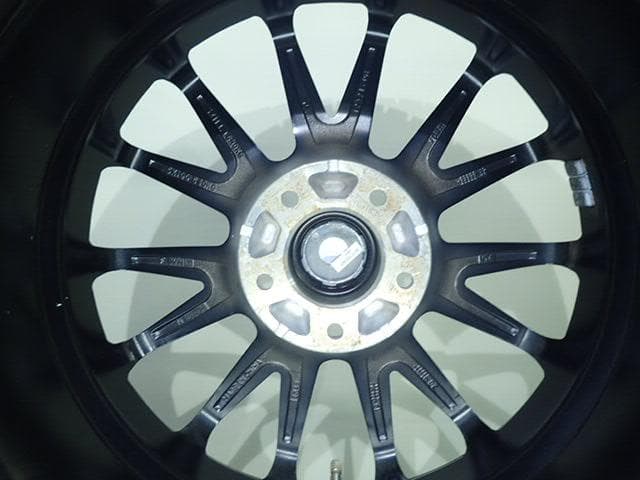 B824【送料無料】スタッドレスタイヤ 225/55R17 4本セット