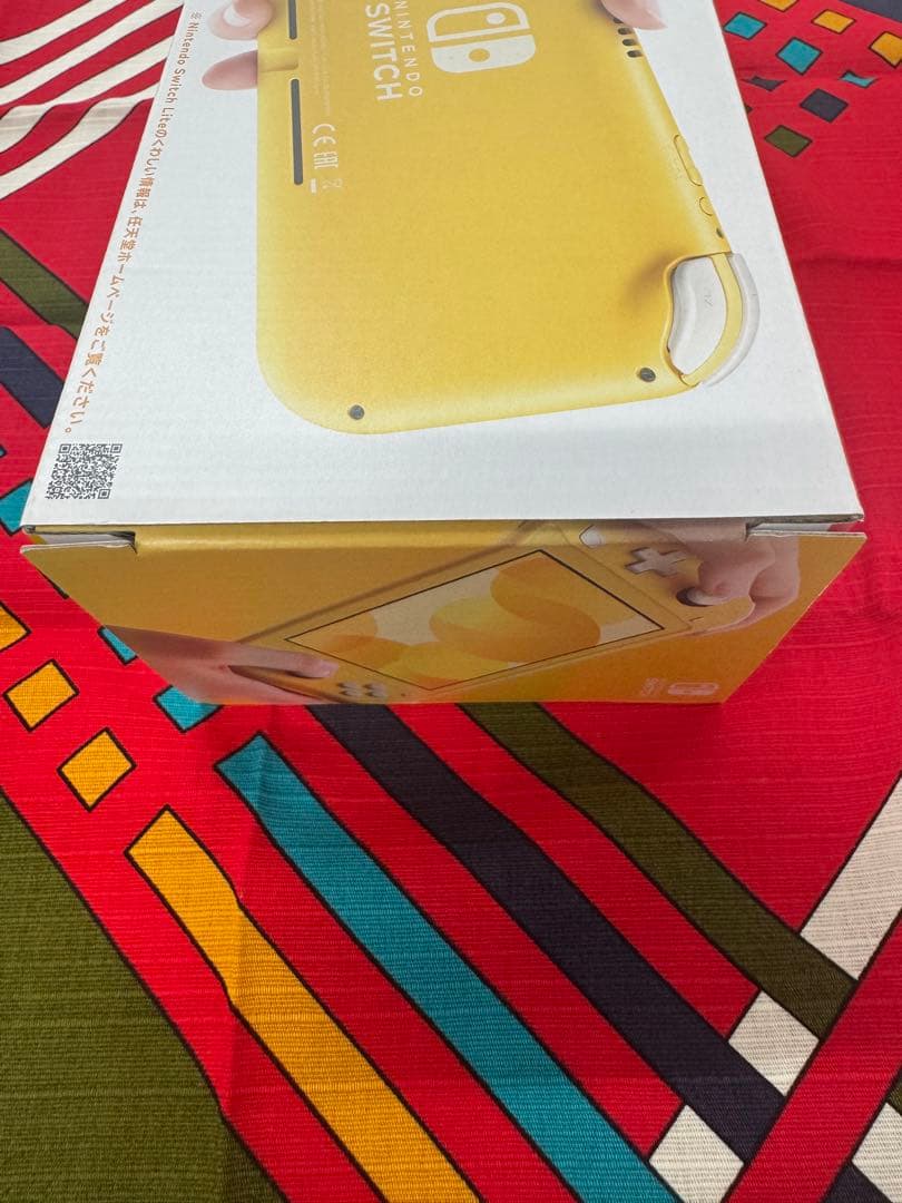 ★新品未使用★Nintendo Switch Lite イエロー/Yellow