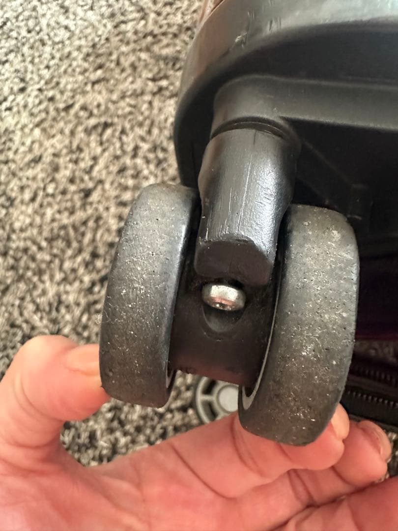 リモワ　エアーサルサ　パープル 難あり の為値下げ交渉あれば頑張ります！