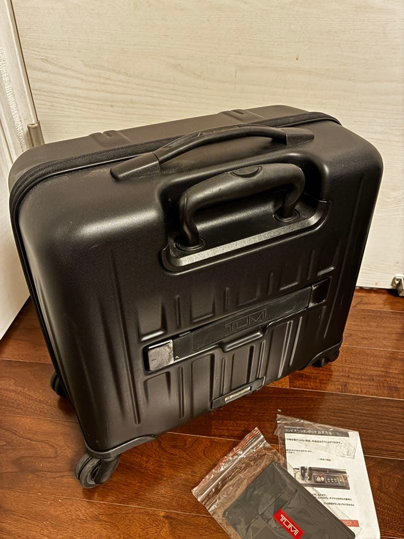 TUMIトゥミコンパクトビジネストロリー4輪