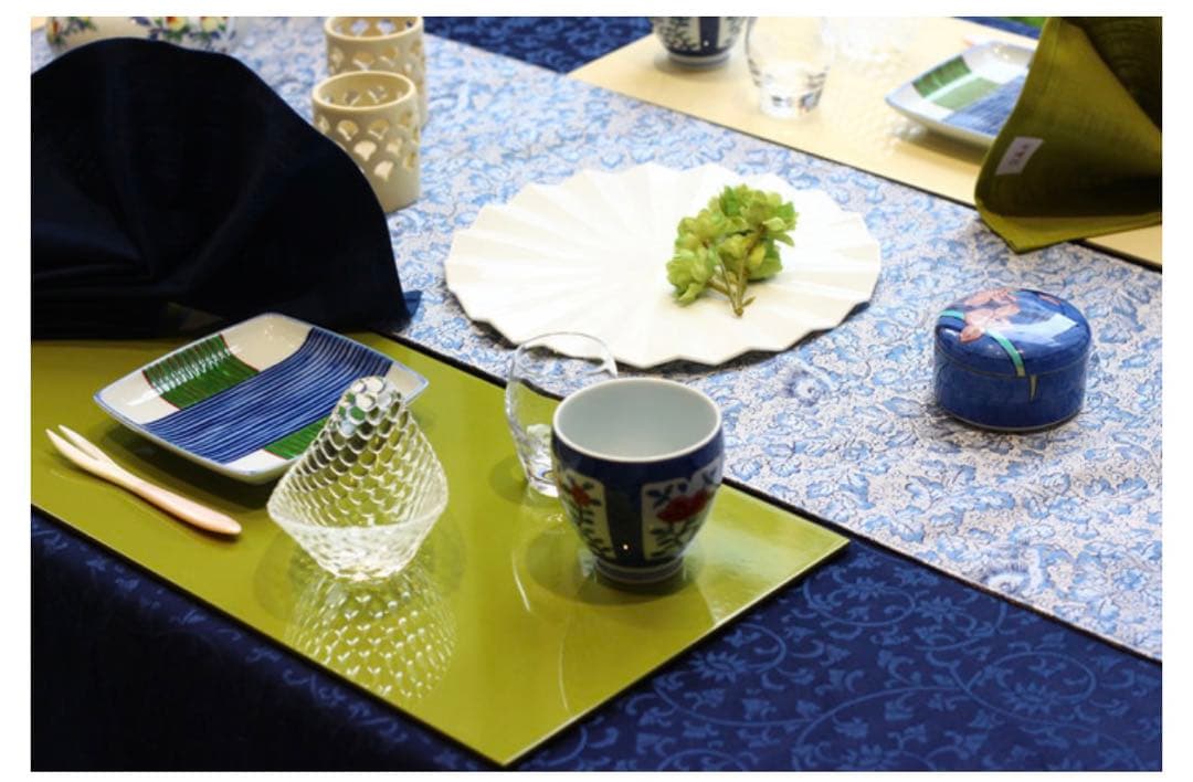 源右衛門　テーブルランナー　テーブルセンター