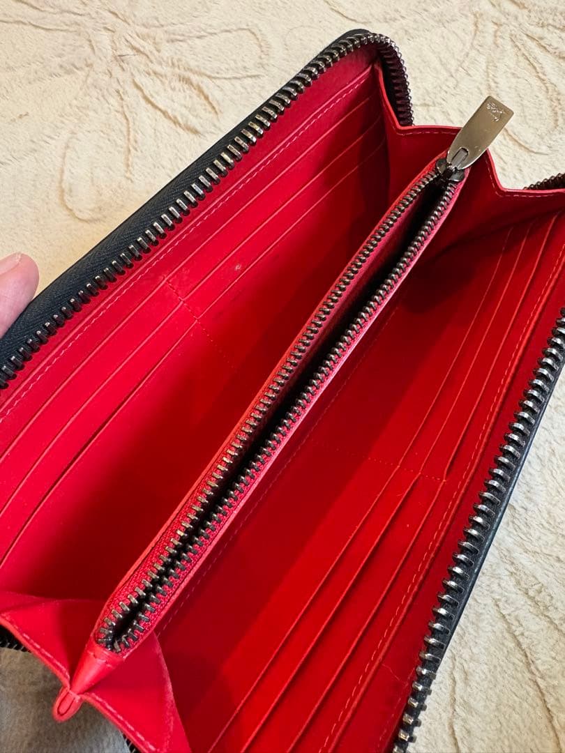 ルブタン 迷彩 スタッズ 長財布 クリスチャンルブタン