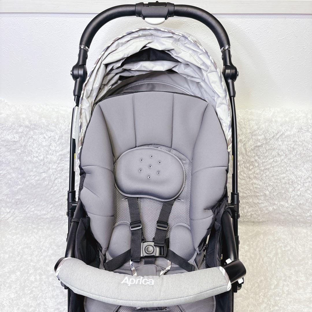 アップリカ ラクーナエアーコンパクト ベビーカー 限定モデル グレー