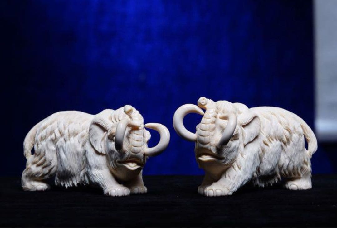 天然マンモス牙美しい手作り彫刻吉象対称 置物