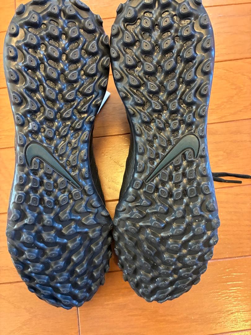 【新品】NIKE フットサルシューズ ファントム ACC